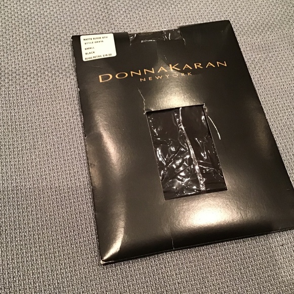 Donna Karen pantyhose - Picture 1 of 2